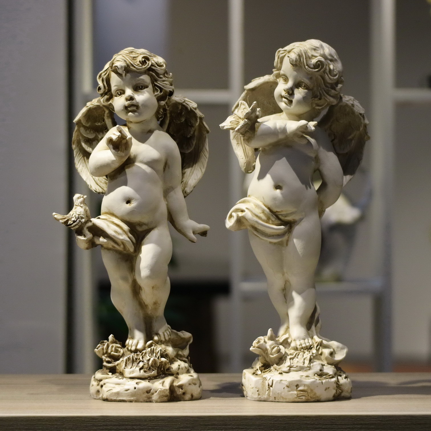 Unique Art Craft - Figurine d'ange rétro en résine 29